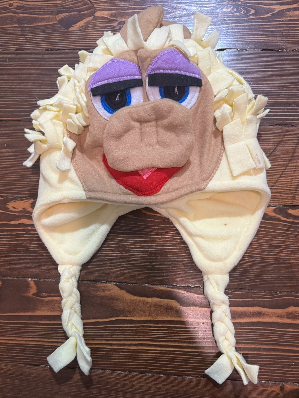 Miss Piggy, Muppets - Character Earflap Hat